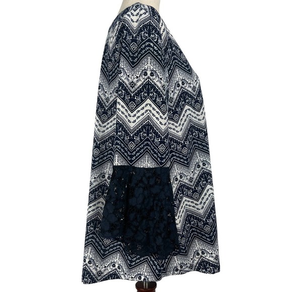STEM & VINE CHEVRON GEO PRINT 3/4 BELL SLEEVES V-NECK BLOUSE MULTI‎ LARGE EUC - Picture 11 of 14